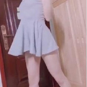 咚小姐热舞精选：大长腿JK学生服装养眼互动